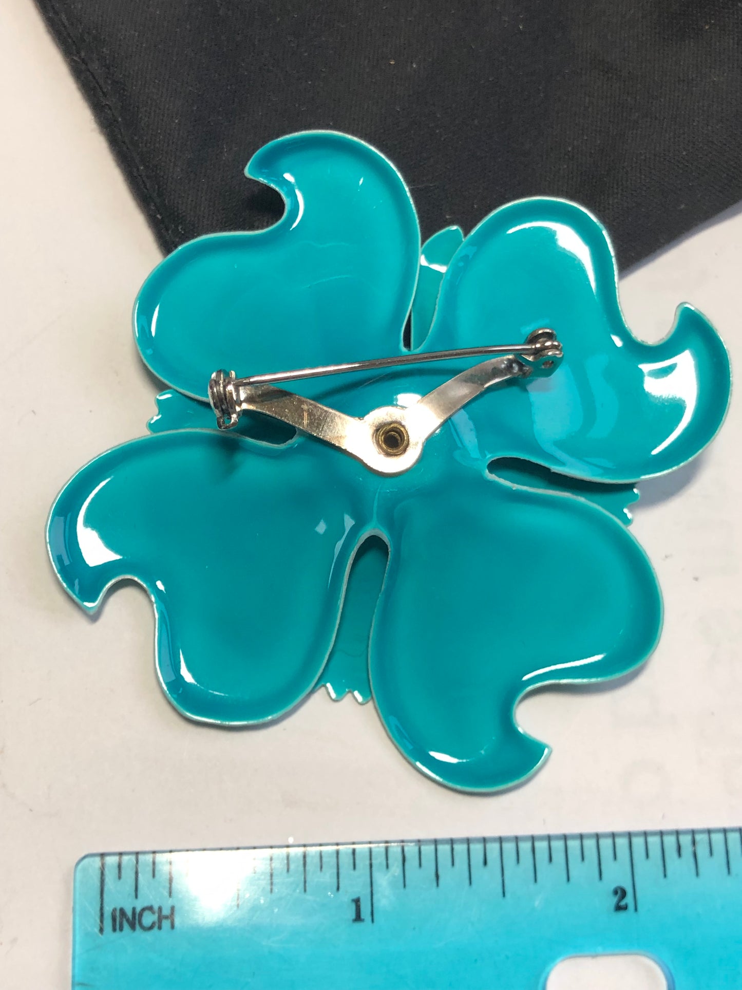 Vintage turquoise enamel flower brooch green dots dimension
