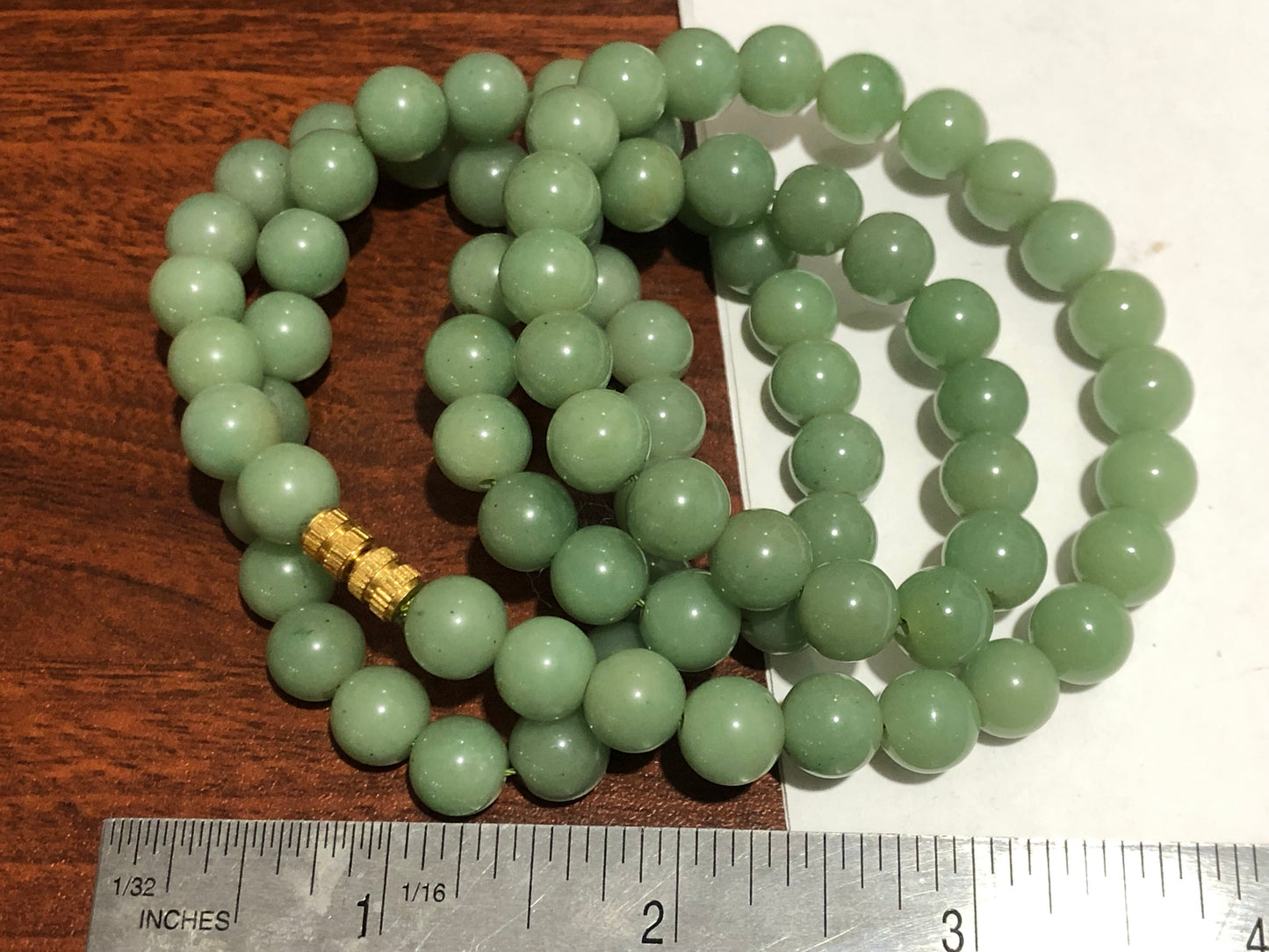 Vintage green jade gemstone bead necklace 27" long