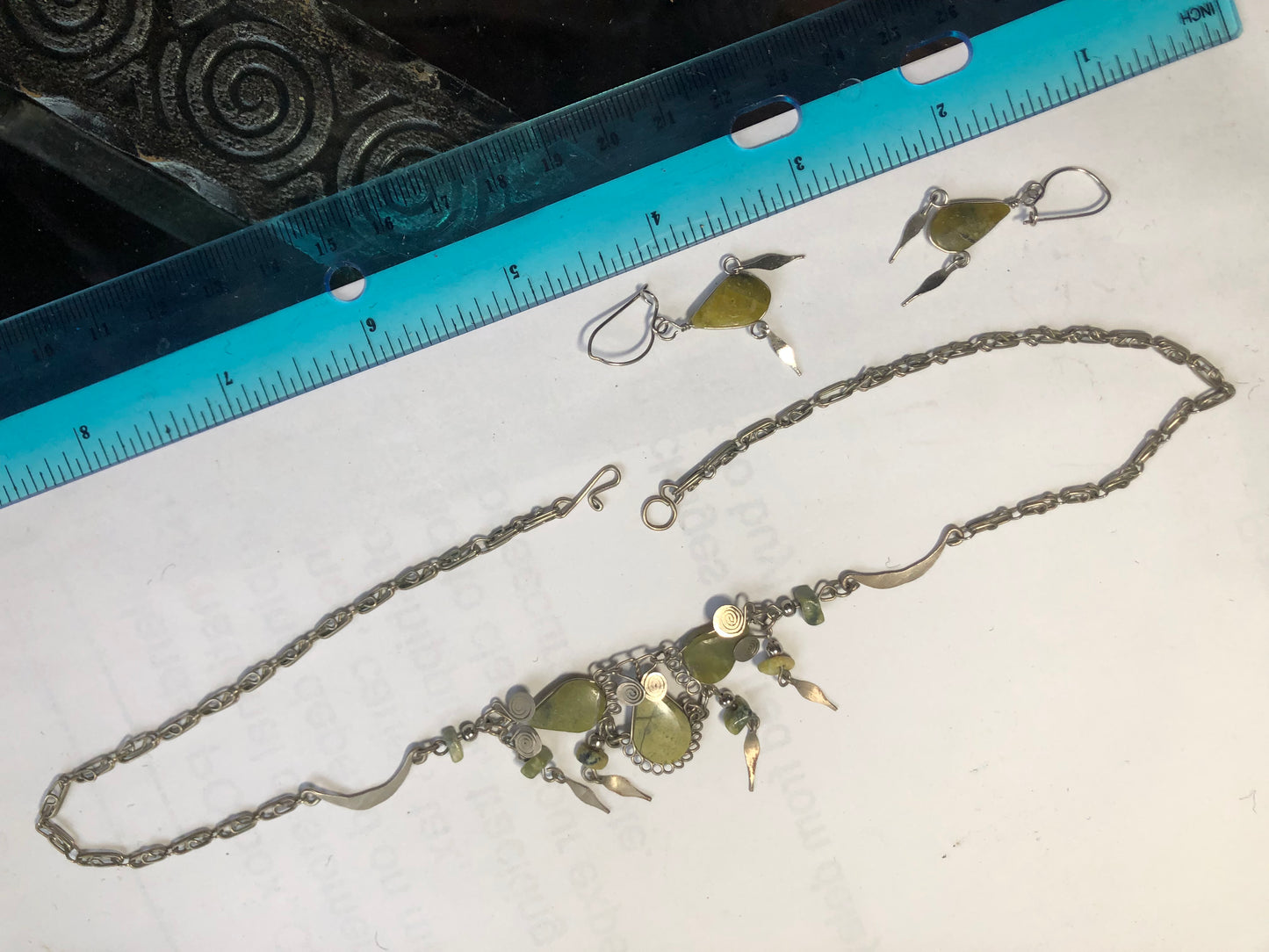 Handmade necklace earrings set green stone silver tone wire