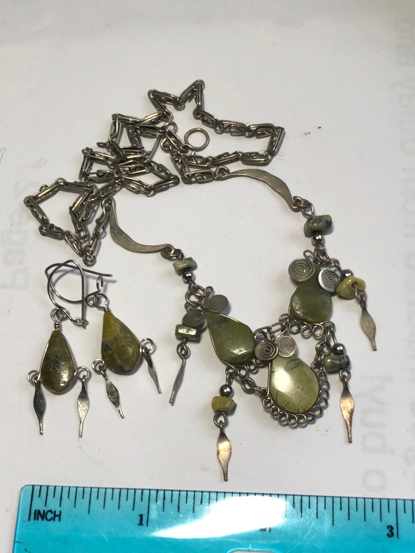 Handmade necklace earrings set green stone silver tone wire