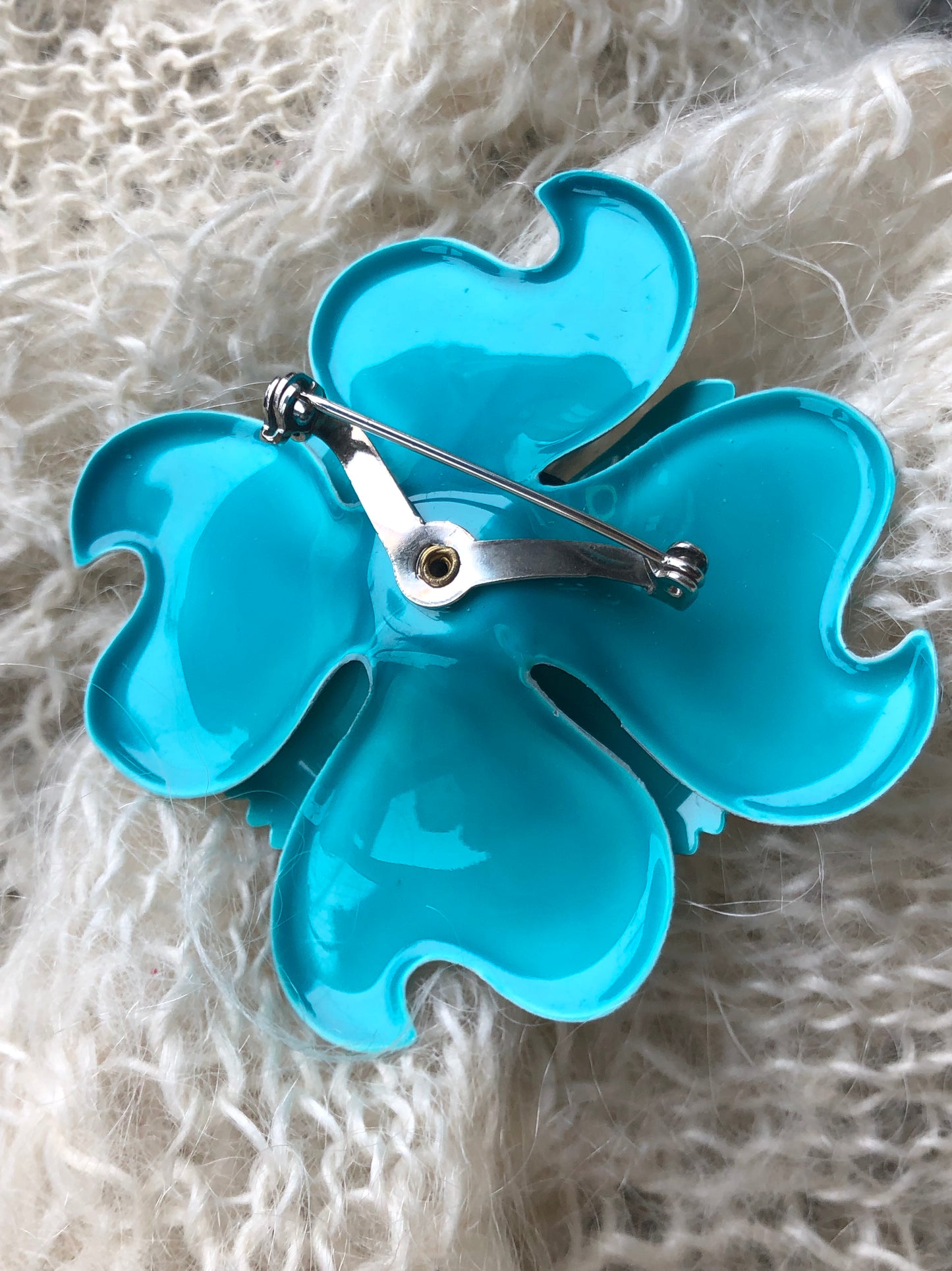 Vintage turquoise enamel flower brooch green dots dimension