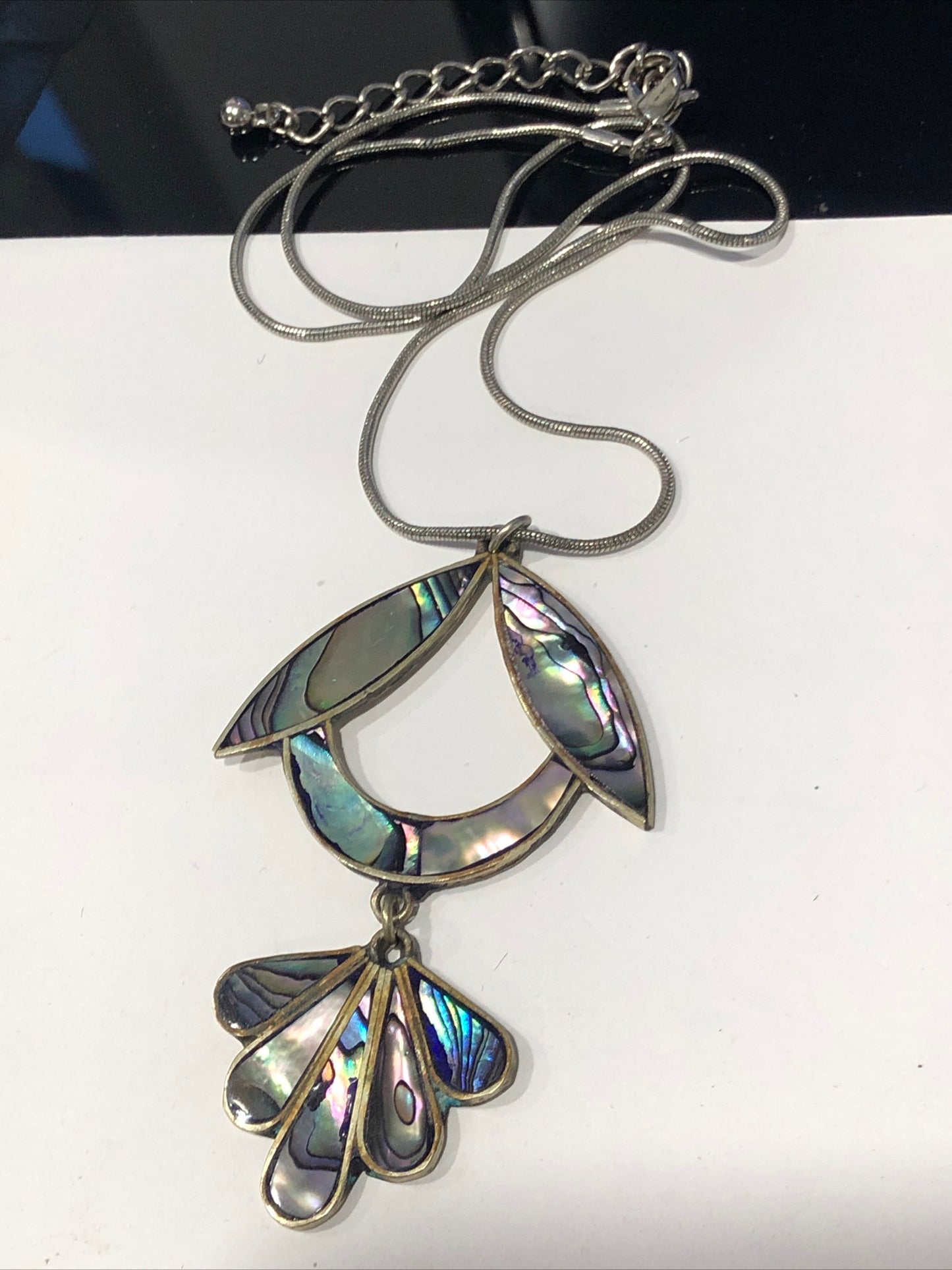 Vintage Alpaca Mexico silver Abalone floral pendant chain necklace