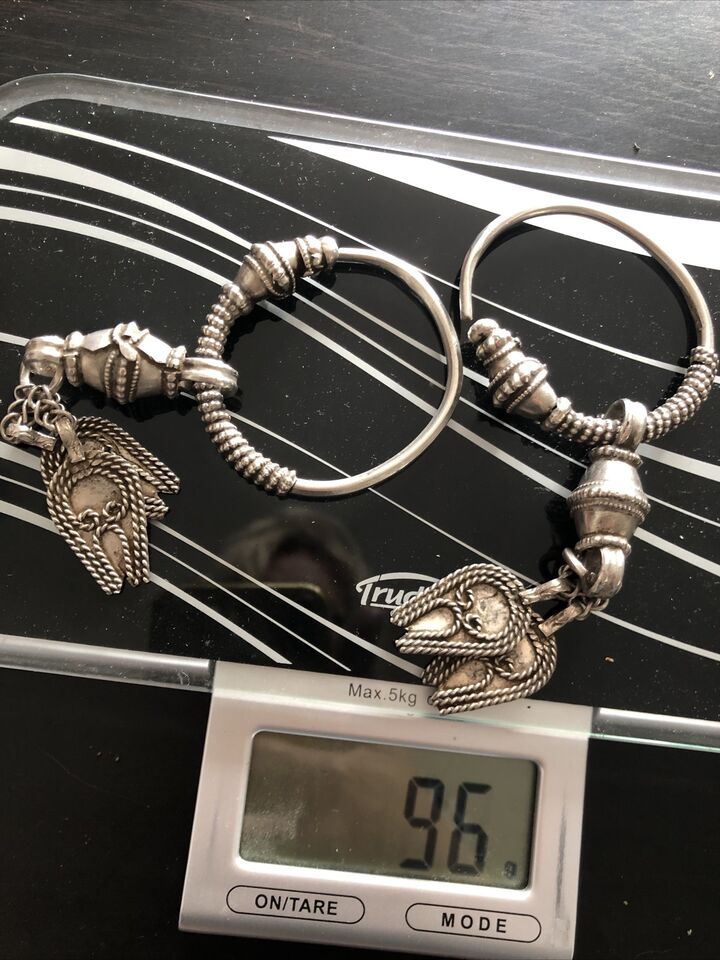 Antique Middle East Bedouin Omani Silver Tribal Amulet Necklace Earrings 533 gr.