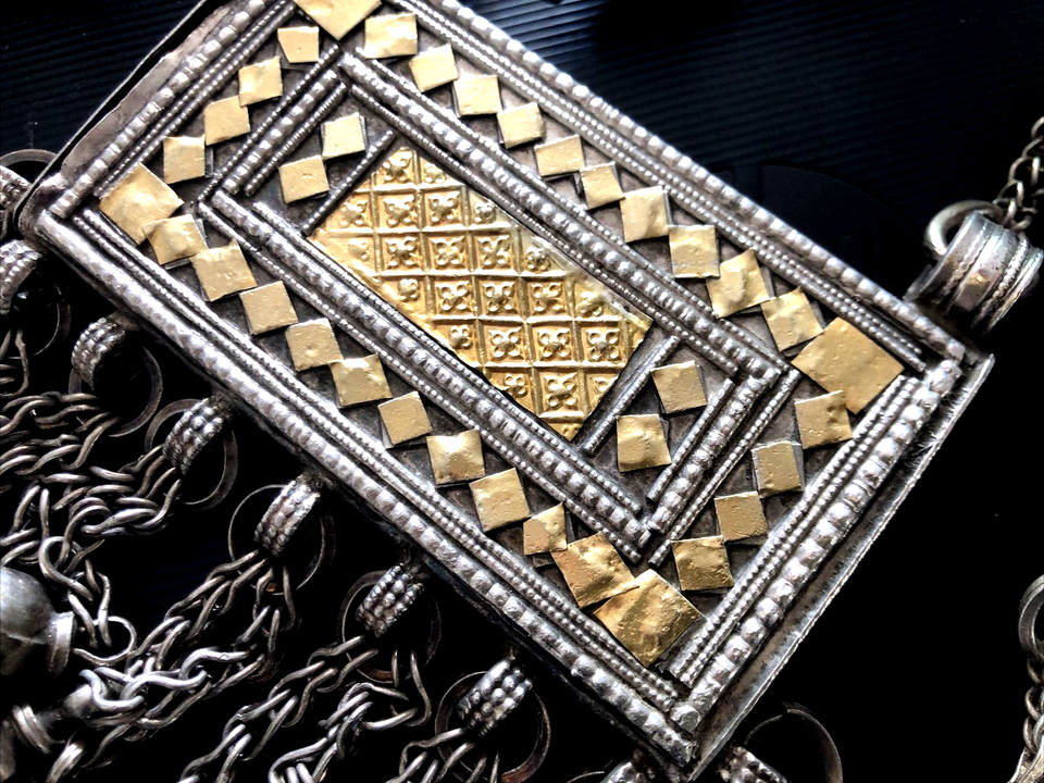 Antique Middle East Bedouin Omani Silver Tribal Amulet Necklace Earrings 533 gr.