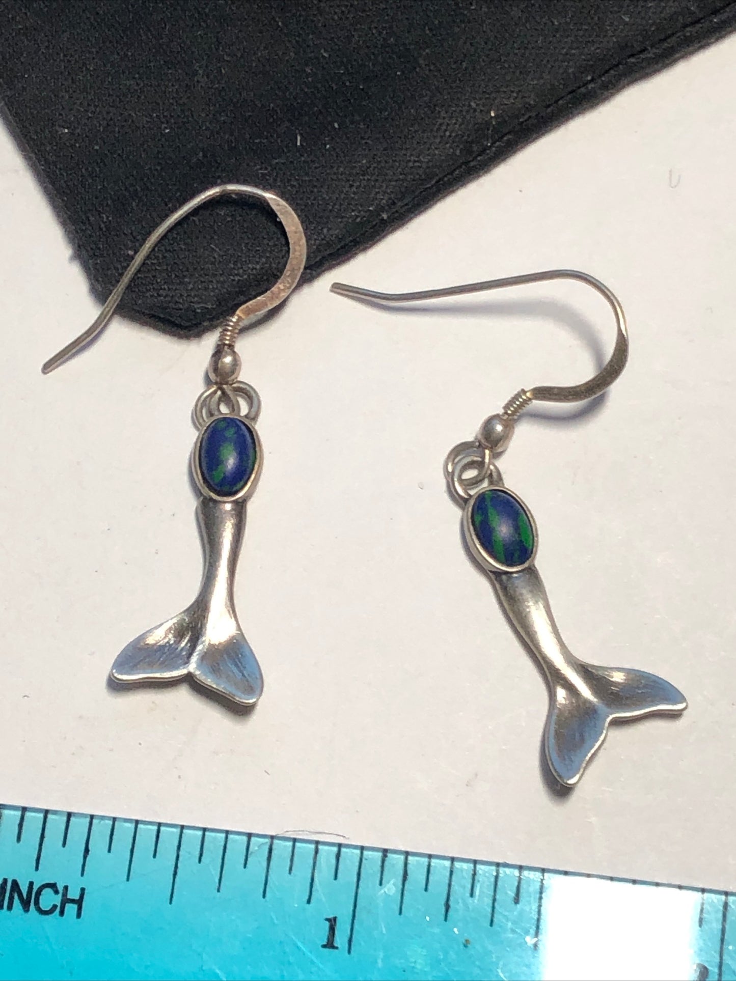 Vintage Sterling silver Fish dangle Earrings blue /green gemstone