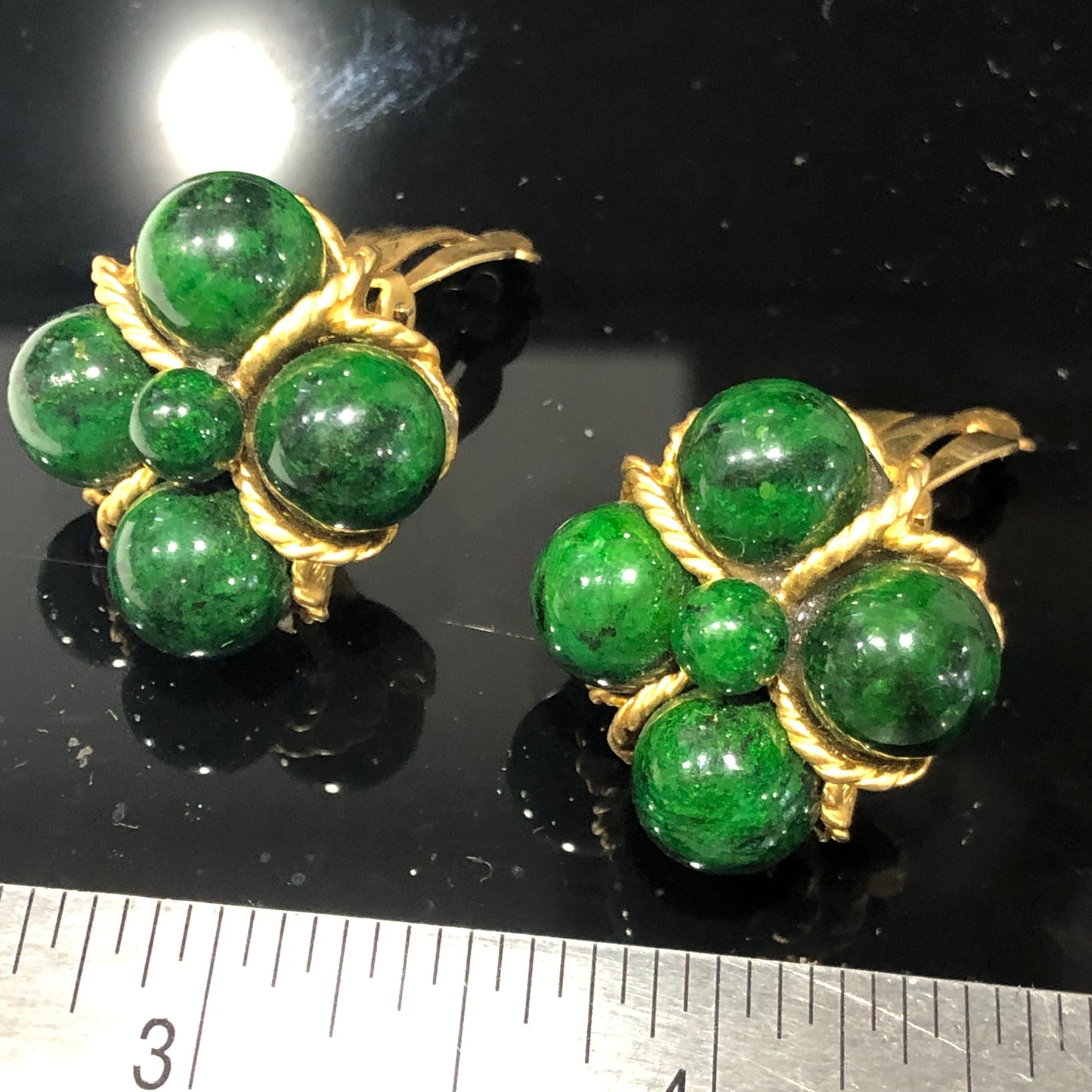 Vintage green bead cluster clip on earrings gold tone